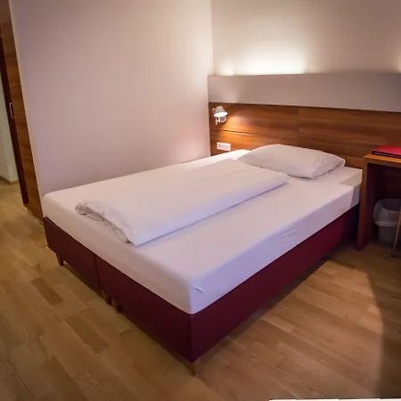 Schwarzer Baer Hotel 4*