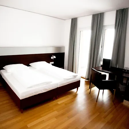 Hotel Schwarzer Baer Linz