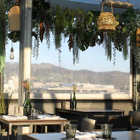 Hotel Schwarzer Baer Linz