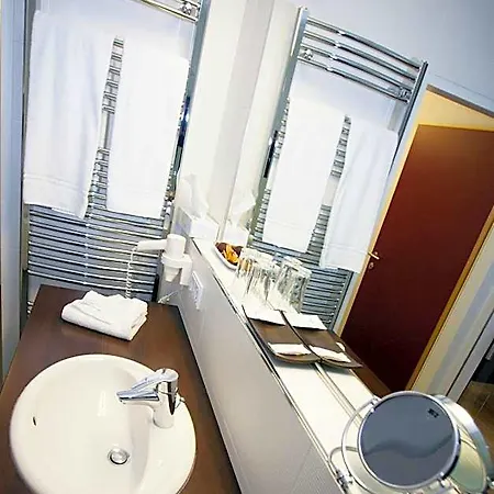Hotel Schwarzer Baer 4*
