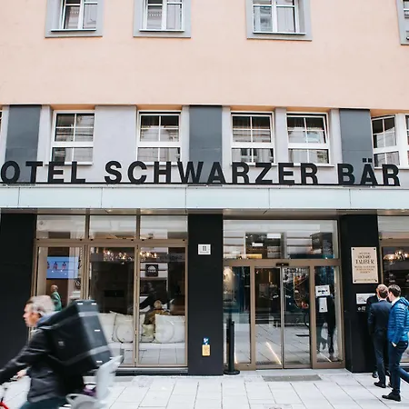Schwarzer Baer Linz