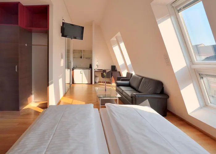 Hotel Schwarzer Baer 4*