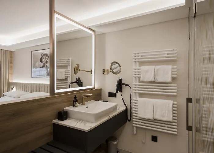 Hotel Schwarzer Baer Linz