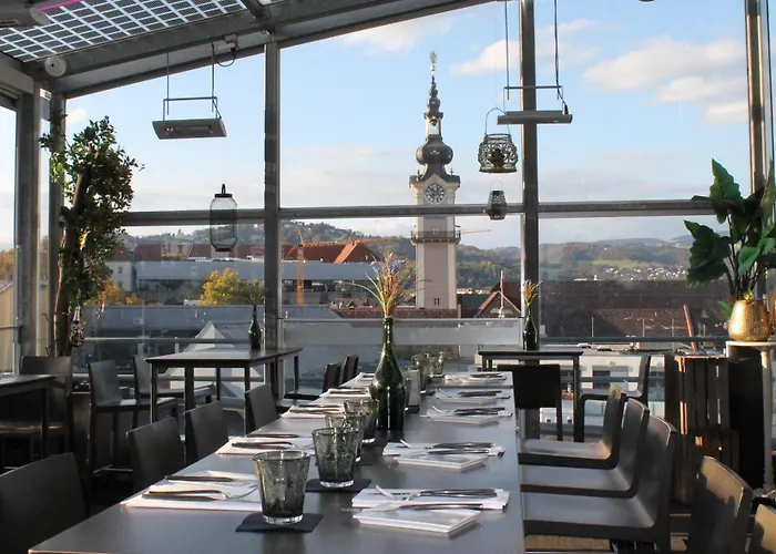 Ξενοδοχείο Schwarzer Baer 4*