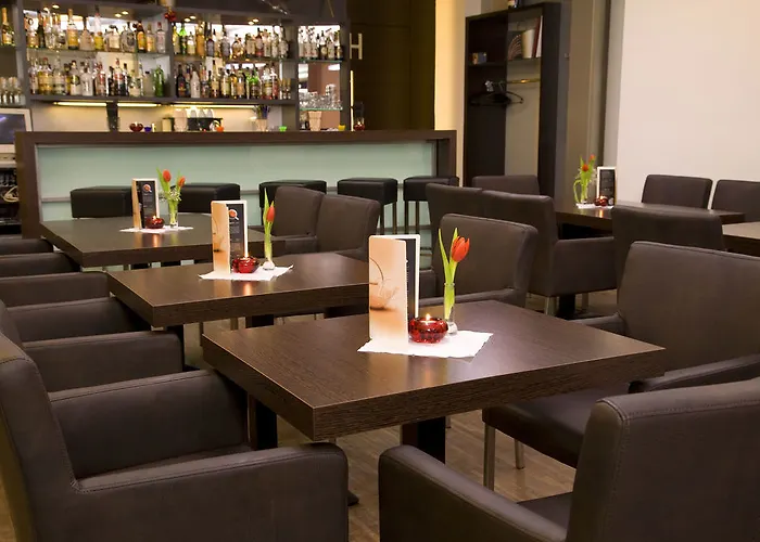 Schwarzer Baer 4* Линц