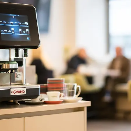 ホテル シュバルツァー ベア リンツ