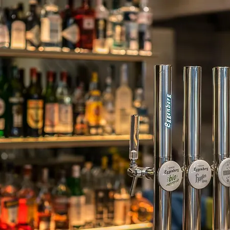 シュバルツァー ベア ホテル