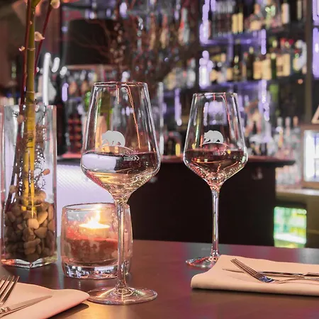 ホテル シュバルツァー ベア リンツ